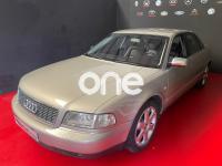 AUDI S8 2000