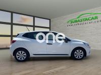 RENAULT Clio 2021