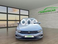 VOLKSWAGEN Passat 2021