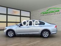 VOLKSWAGEN Passat 2021