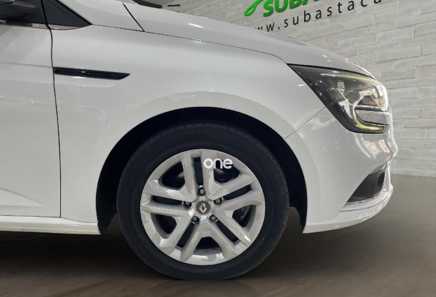 RENAULT Megane 2019