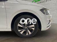 VOLKSWAGEN Polo 2020