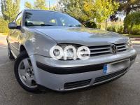 VOLKSWAGEN Golf 2000