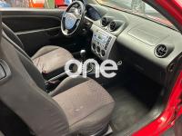 FORD Fiesta 2004