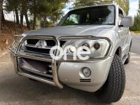 MITSUBISHI Montero 2004