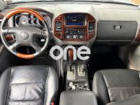 MITSUBISHI Montero 2004