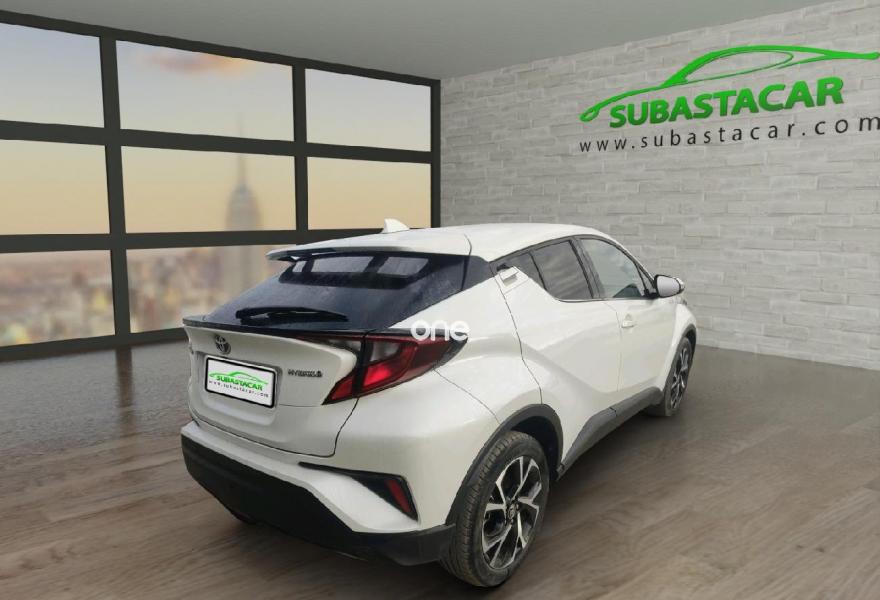 TOYOTA C-HR 2020