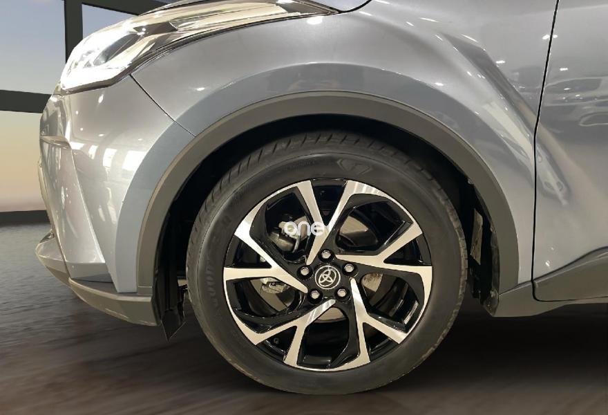 TOYOTA C-HR 2021