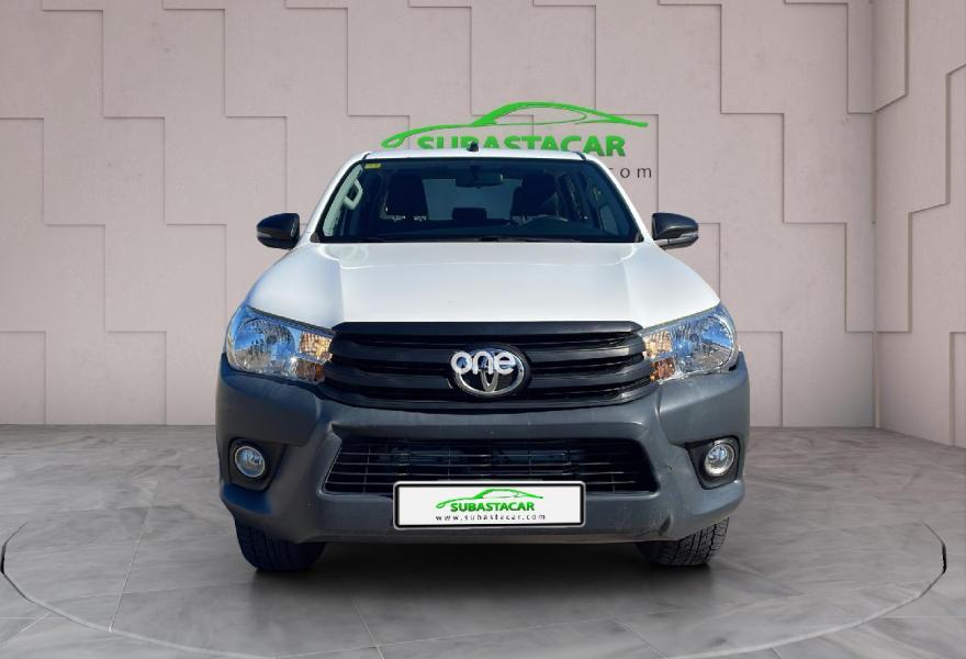 TOYOTA Hilux 2020