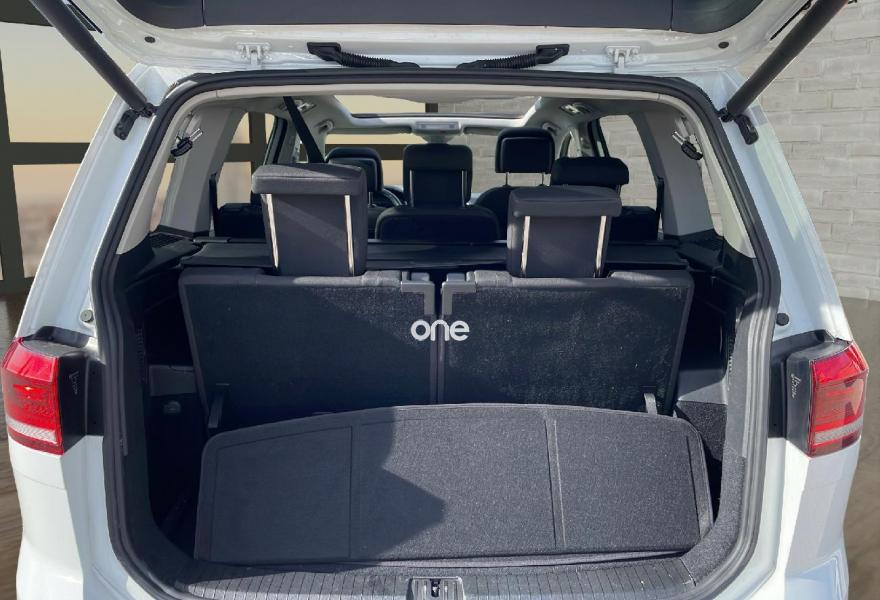 VOLKSWAGEN Touran 2021