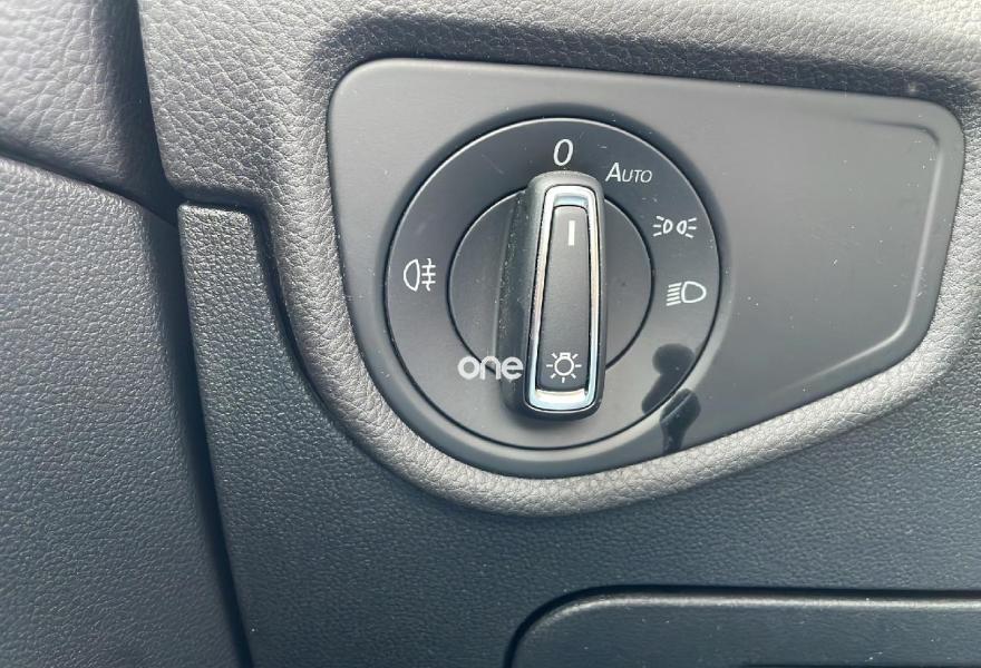 VOLKSWAGEN Touran 2021