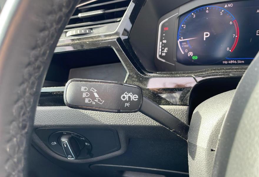 VOLKSWAGEN Touran 2021