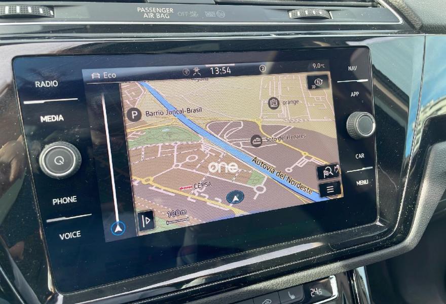 VOLKSWAGEN Touran 2021