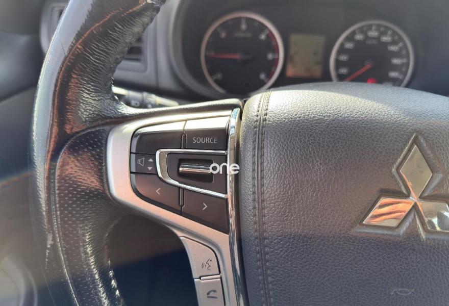 MITSUBISHI L 200 2019