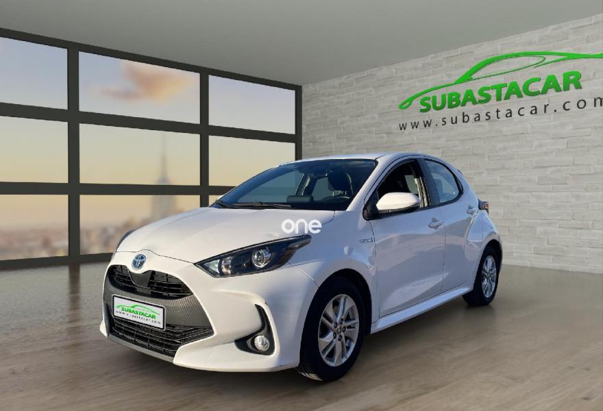 TOYOTA Yaris 2021