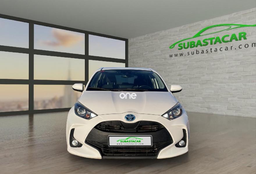TOYOTA Yaris 2021