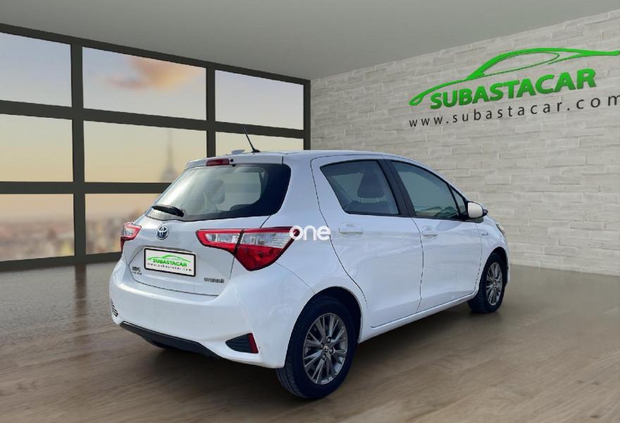 TOYOTA Yaris 2019