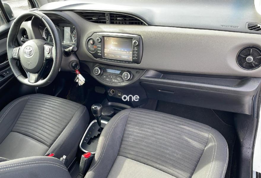 TOYOTA Yaris 2019