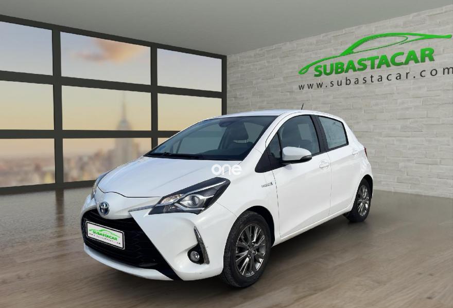 TOYOTA Yaris 2019