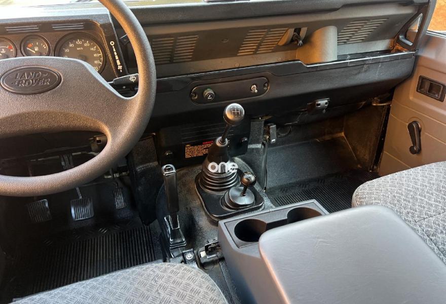 LAND ROVER Defender 1999