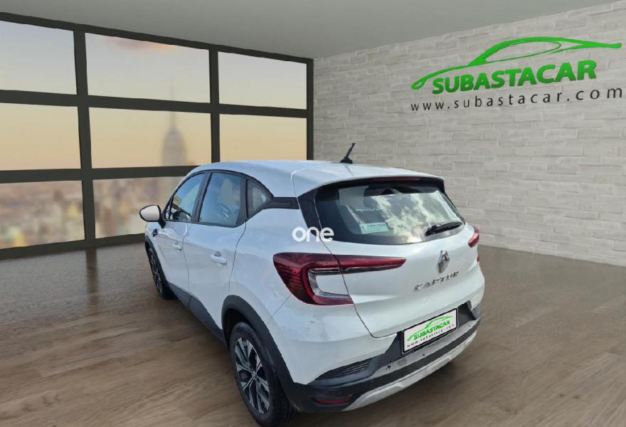 RENAULT Captur 2022