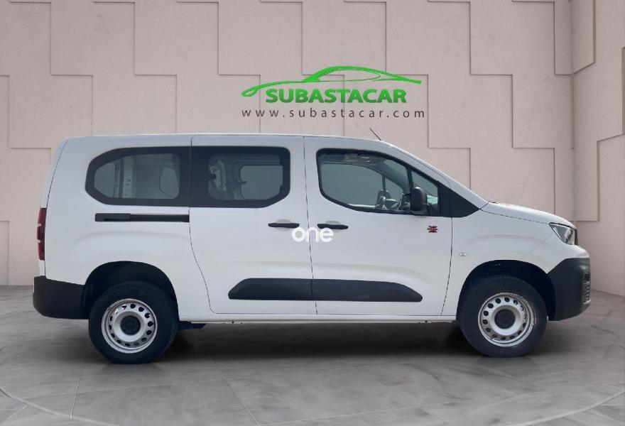 PEUGEOT Partner 2021