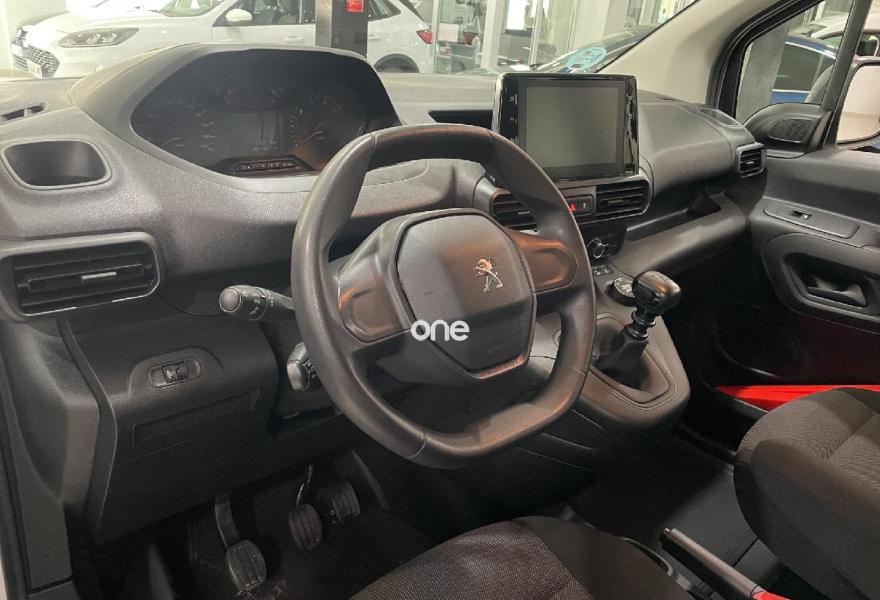 PEUGEOT Partner 2021