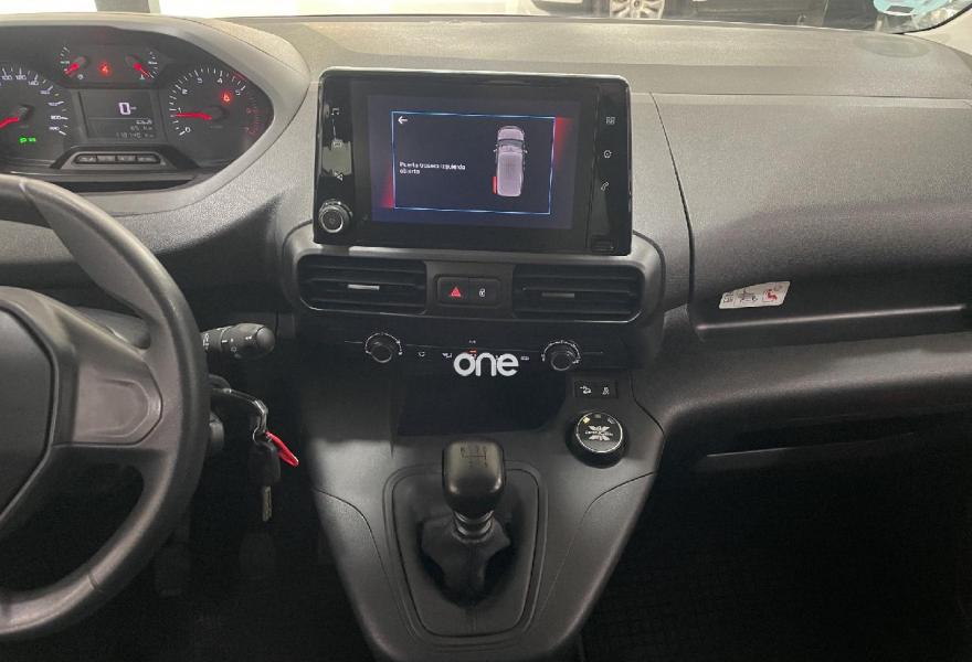 PEUGEOT Partner 2021