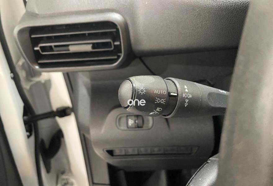 PEUGEOT Partner 2021