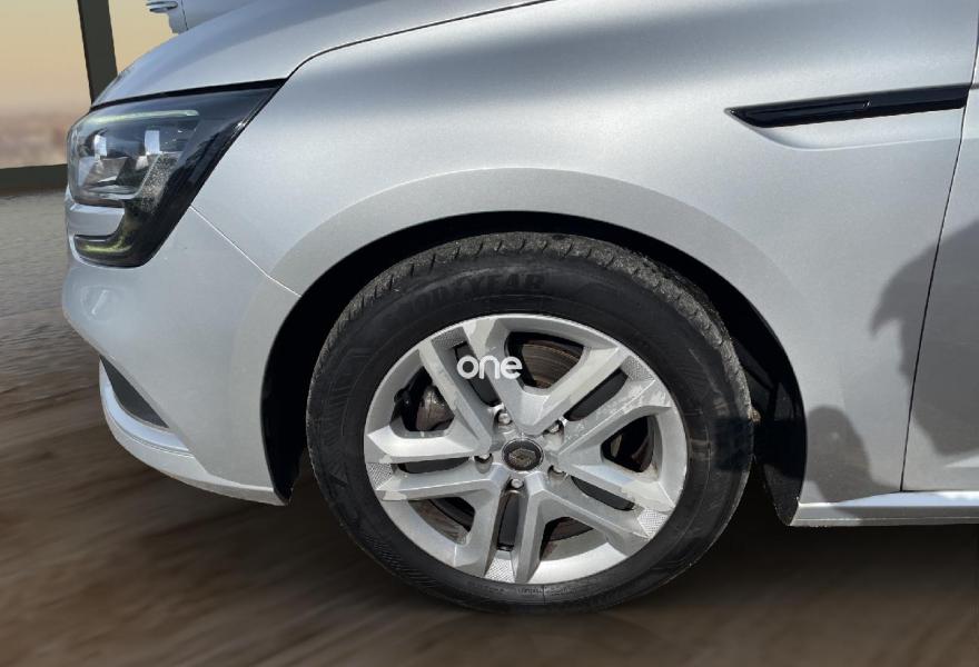 RENAULT Megane 2019