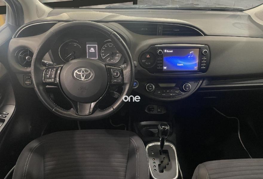 TOYOTA Yaris 2018