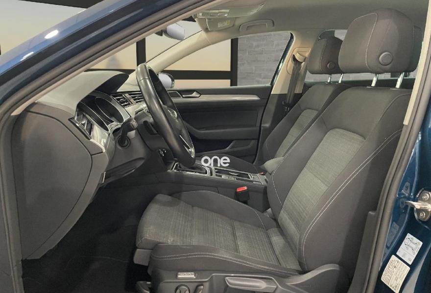 VOLKSWAGEN Passat 2019
