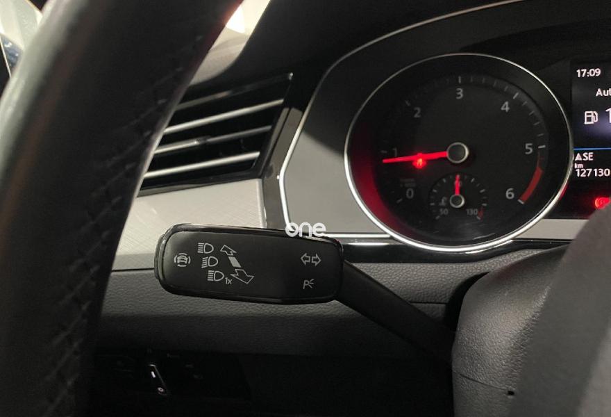 VOLKSWAGEN Passat 2019