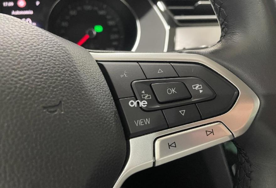 VOLKSWAGEN Passat 2019