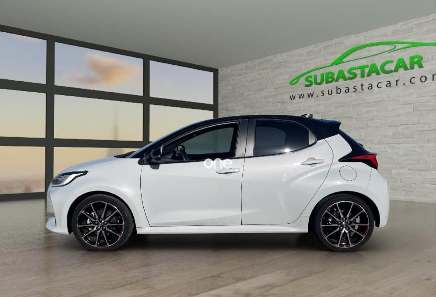 TOYOTA Yaris 2024