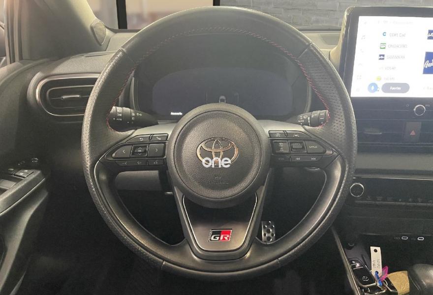 TOYOTA Yaris 2024