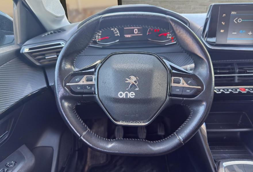 PEUGEOT 208 2022