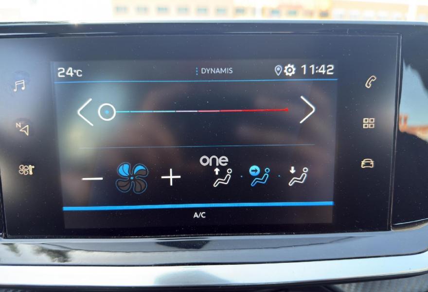 PEUGEOT 208 2022