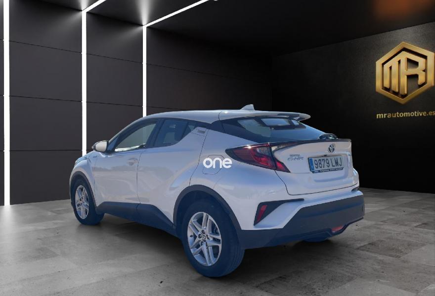 TOYOTA C-HR 2021