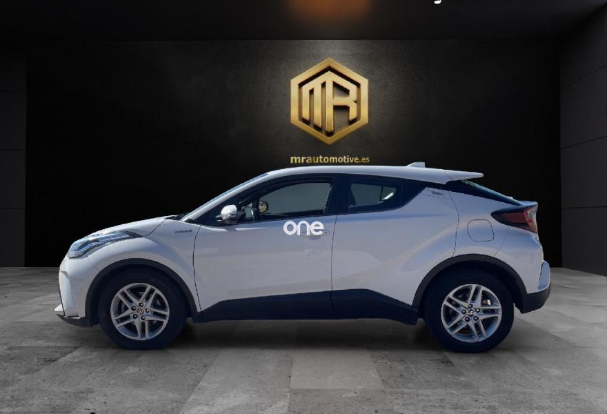 TOYOTA C-HR 2021