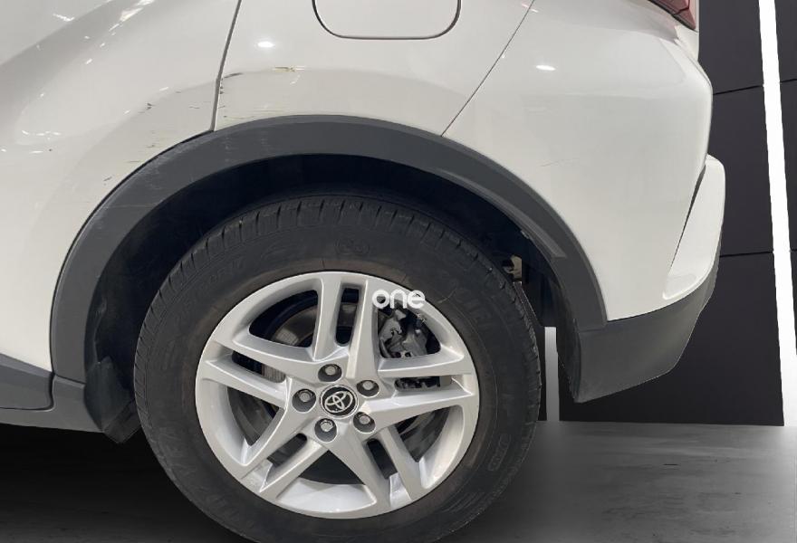 TOYOTA C-HR 2021