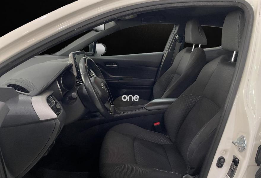 TOYOTA C-HR 2021