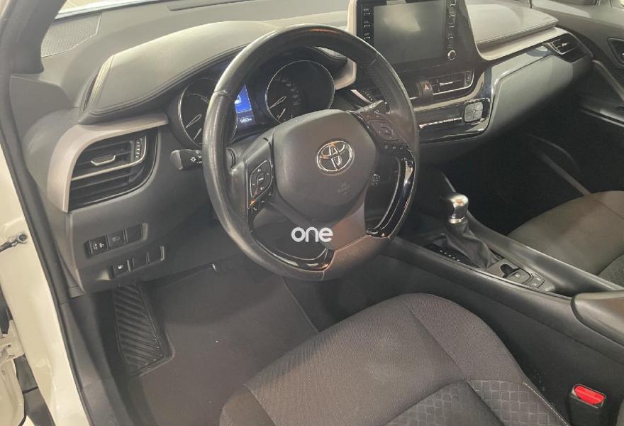 TOYOTA C-HR 2021