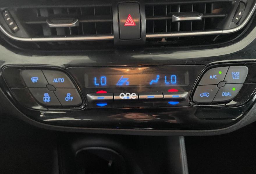 TOYOTA C-HR 2021