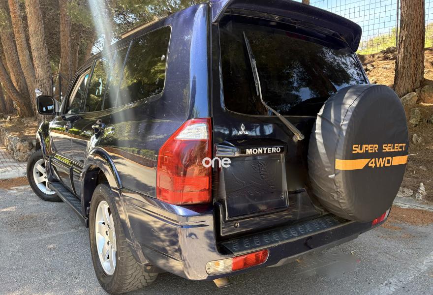 MITSUBISHI Montero 2005