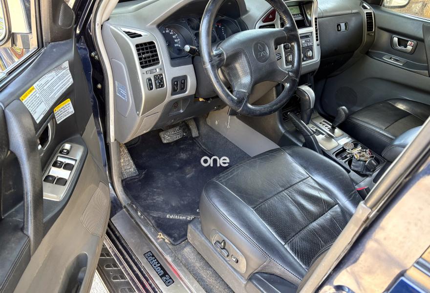 MITSUBISHI Montero 2005