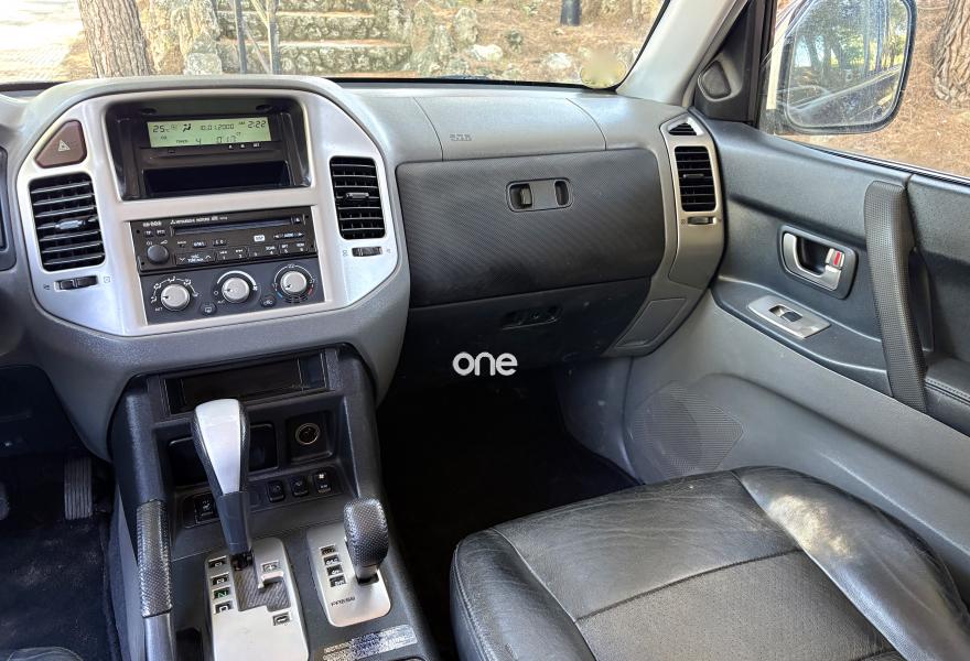 MITSUBISHI Montero 2005