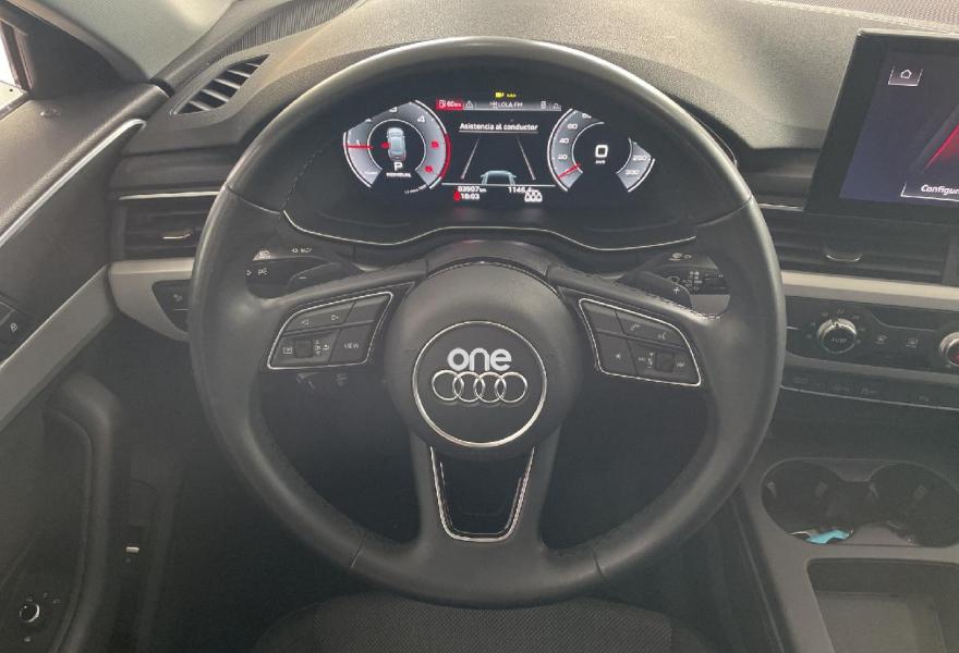 AUDI A4 2021
