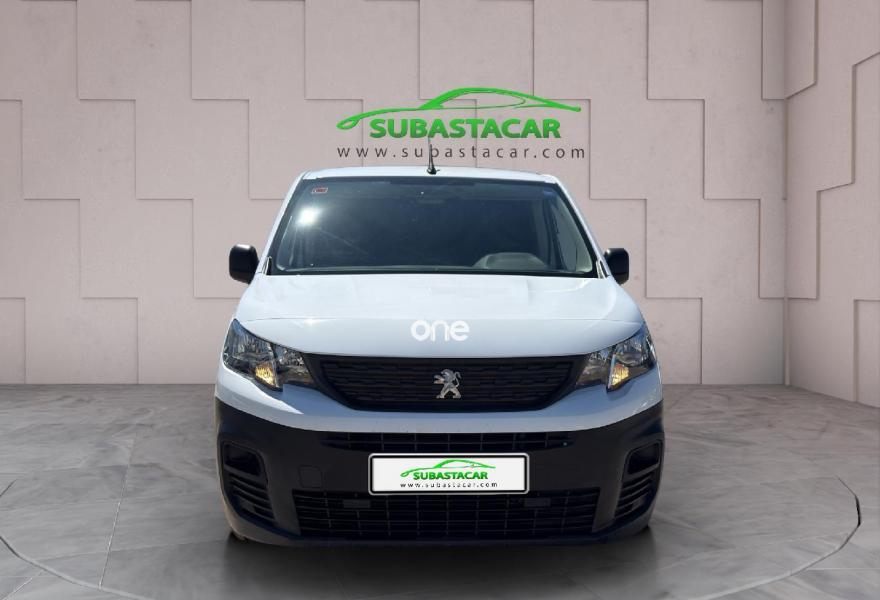 PEUGEOT Partner 2021