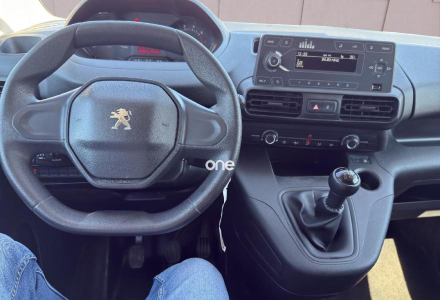 PEUGEOT Partner 2021